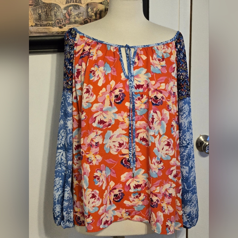 Pioneer Woman:Floral Red and Blue Women's Top - Picture 3 of 5